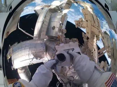 astronaut spacewalk international space station